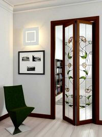 Двери гармошка с витражным декором Сальск